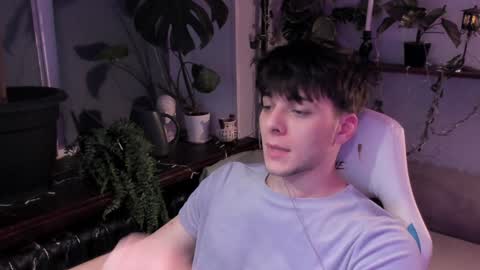 Gus online show from 12.08.24