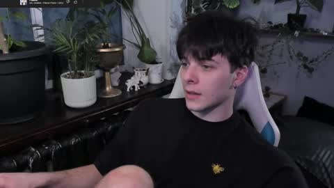 Gus online show from 02.10.25