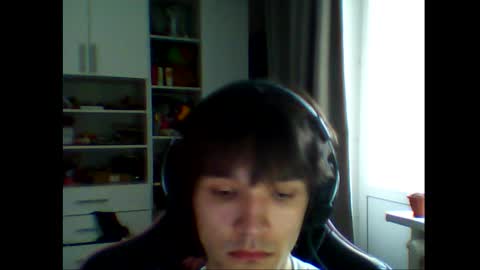 Snapshot of whitekingg chatting on 12.23.25 whitekingg online show from 12.23.25