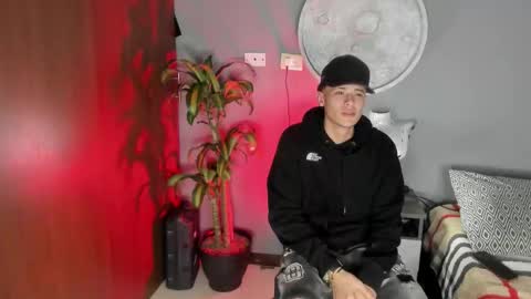 whiteman_0 online show from 10.14.25