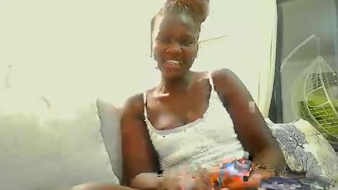 whitenightandqueen online show from 04.03.26