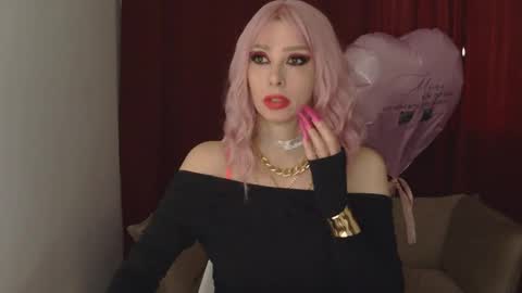 White Queen online show from 02.16.25