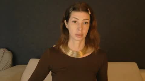 White Queen online show from 09.19.25