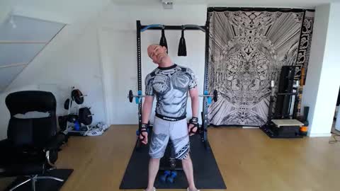 whiterabbit_86 online show from 11.28.25