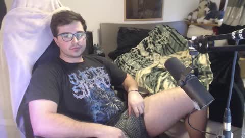 Snapshot of whitewolfdace chatting on 03.03.26 Drake online show from 03.03.26