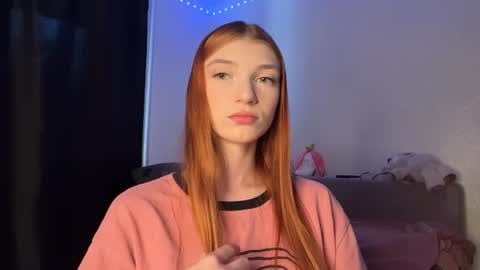 Snapshot of whitneyblaze chatting on 06.26.26 Alaska 3 online show from 06.26.26