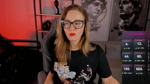 whitneypunnch online show from 11.03.25