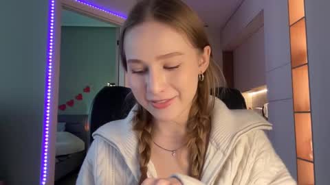 Snapshot of whoisalisa chatting on 12.02.24 Alisa online show from 12.02.24