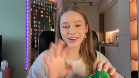 Snapshot of whoisalisa chatting on 02.26.25 Alisa online show from 02.26.25