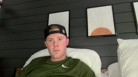 Snapshot of whoops1017 chatting on 02.13.26 whoops1017 online show from 02.13.26