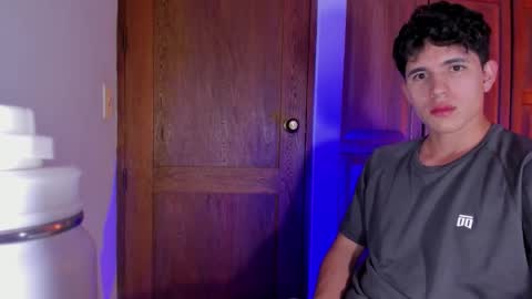 Snapshot of whos_he chatting on 02.19.26 whos_he online show from 02.19.26