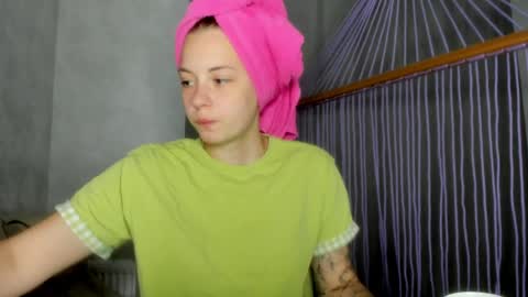 Veronica online show from 05.17.26