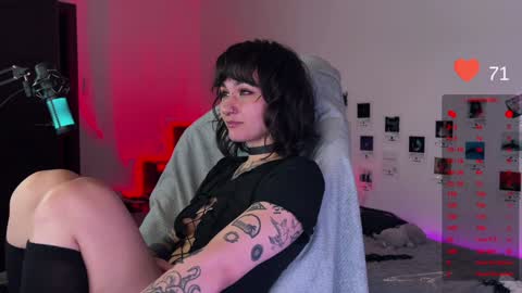 iggy iggz online show from 01.08.25