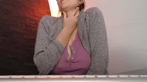 Snapshot of wickedtease chatting on 02.24.26 Ms Sultry online show from 02.24.26