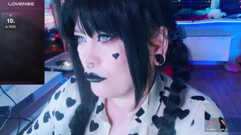 Snapshot of wickedxqueen chatting on 01.14.25 Laura online show from 01.14.25