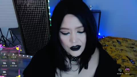 Snapshot of wickedxqueen chatting on 04.18.26 Laura online show from 04.18.26