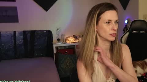 Gretchen  Jimmy online show from 11.14.25