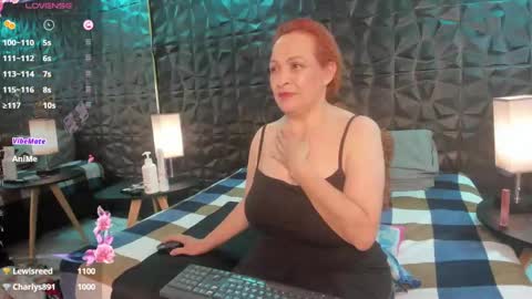 Snapshot of wife_mature chatting on 12.04.24 sussy online show from 12.04.24