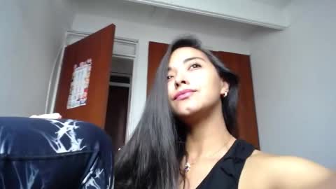 Snapshot of wifhot chatting on 02.25.26 Ilauren online show from 02.25.26