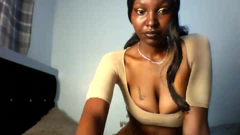 Snapshot of wiggly_ashley chatting on 01.06.26 wiggly ashly online show from 01.06.26