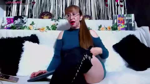Snapshot of wiktoriabrown69 chatting on 04.21.26 VICTORIA online show from 04.21.26
