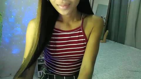 Snapshot of wild_flowerx21 chatting on 02.18.25 Analyn online show from 02.18.25