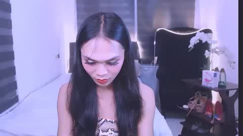 wild lily30 online show from 02.12.25