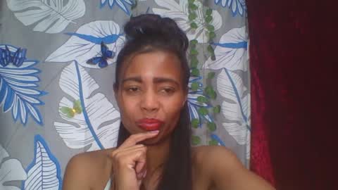 Snapshot of wildah chatting on 07.05.26 wildah online show from 07.05.26