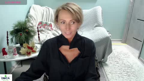 Snapshot of wildelione03 chatting on 01.08.26 Helen online show from 01.08.26