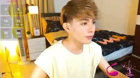 Snapshot of wildesttwinky chatting on 06.24.26 Arvie Rubio online show from 06.24.26