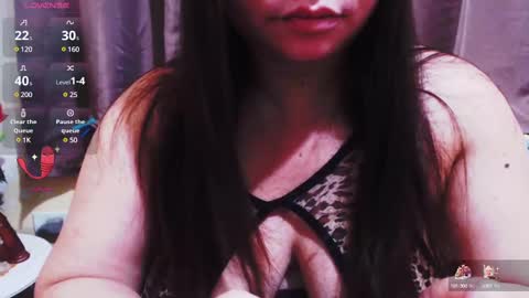 Snapshot of wildhotasianx chatting on 02.28.25 wildhotasianx online show from 02.28.25