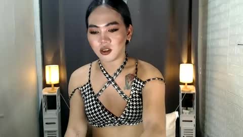 Lianelaiza online show from 04.17.26