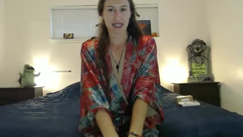 Snapshot of wildrose_l chatting on 10.27.25 WildRose L - check my Pinned tweet if you dont see me online within 5 minutes after Ive sent email notifications online show from 10.27.25