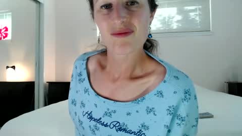 Snapshot of wildrose_l chatting on 06.27.26 WildRose L - check my Pinned tweet if you dont see me online within 5 minutes after Ive sent email notifications online show from 06.27.26