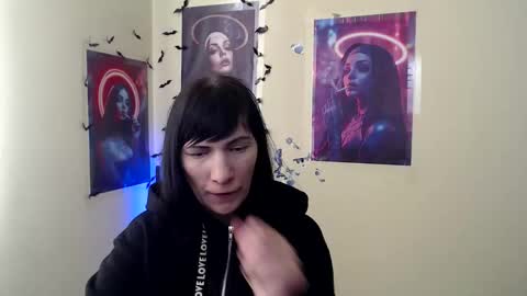 Snapshot of wildsoul8 chatting on 02.27.26 Rosalinda online show from 02.27.26