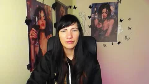 Snapshot of wildsoul8 chatting on 05.18.26 Rosalinda online show from 05.18.26