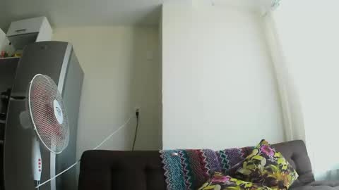 Wild Strawberry online show from 03.02.25