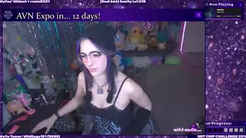 Snapshot of wildwylie chatting on 01.10.26 Wylie Wanderlust online show from 01.10.26