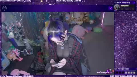 Snapshot of wildwylie chatting on 02.01.26 Wylie Wanderlust online show from 02.01.26