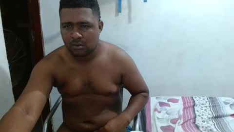 Snapshot of wilintom483797 chatting on 12.30.24 wilintom y sharon online show from 12.30.24