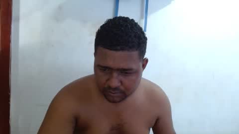 Snapshot of wilintom483797 chatting on 01.06.25 wilintom y sharon online show from 01.06.25