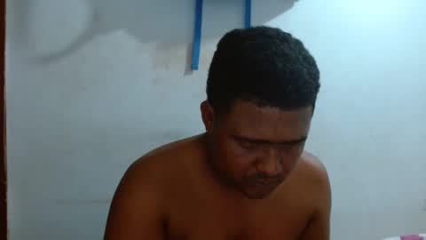 Snapshot of wilintom483797 chatting on 01.19.25 wilintom y sharon online show from 01.19.25