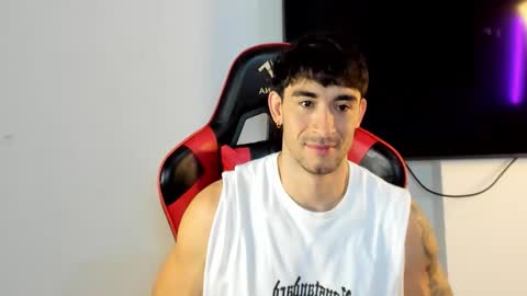 Snapshot of will_ferrari300 chatting on 02.11.26 will_ferrari300 online show from 02.11.26