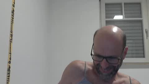 Snapshot of willbillbillwill chatting on 02.10.26 Lilian online show from 02.10.26