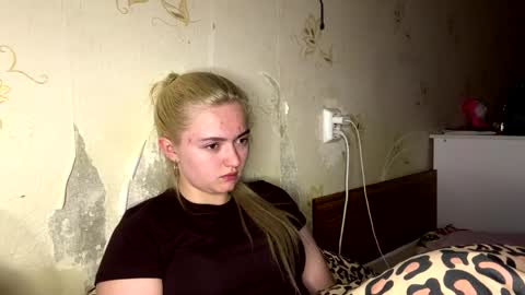 Snapshot of willettealfiero chatting on 04.24.26 Sophia online show from 04.24.26
