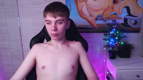 Snapshot of william_ross chatting on 01.05.25 will online show from 01.05.25