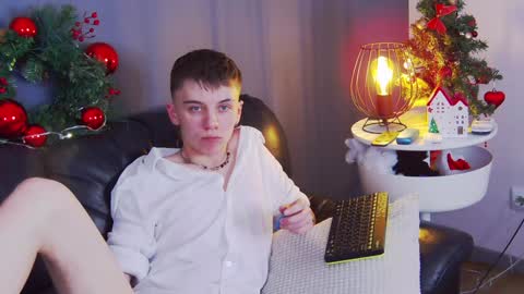 Snapshot of william_ross chatting on 01.10.25 will online show from 01.10.25