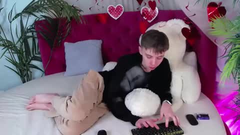 Snapshot of william_ross chatting on 02.21.25 will online show from 02.21.25