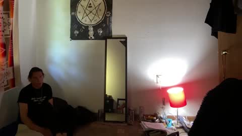 Snapshot of willlohne5 chatting on 10.02.25 Ville Lohner online show from 10.02.25