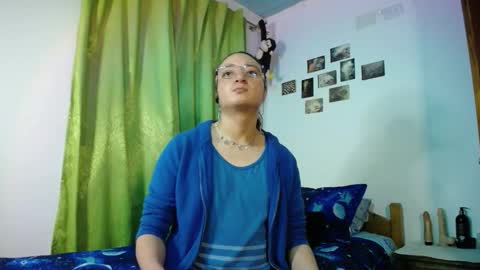 Snapshot of willmonkey chatting on 10.27.25 willmonkey online show from 10.27.25